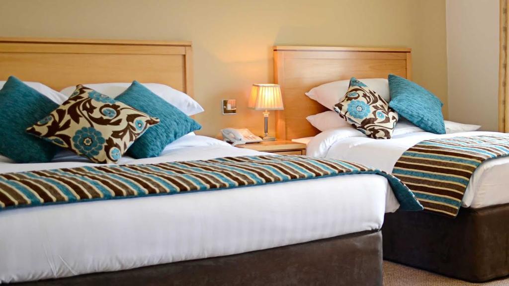 Cill Aodain Court Hotel Kiltimagh Værelse billede
