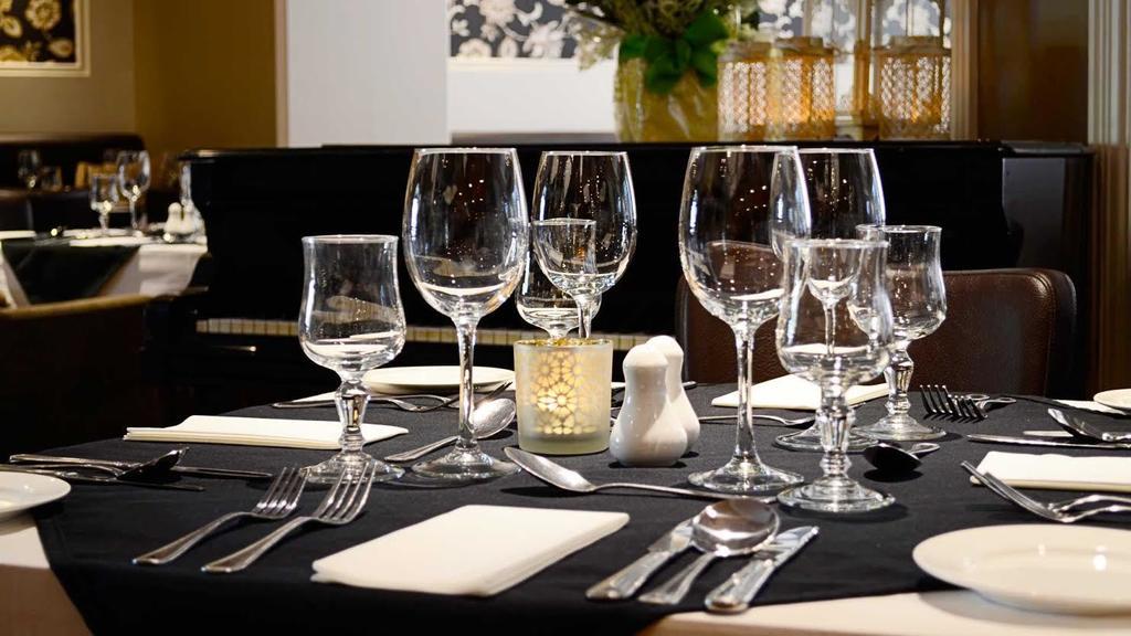 Cill Aodain Court Hotel Kiltimagh Eksteriør billede