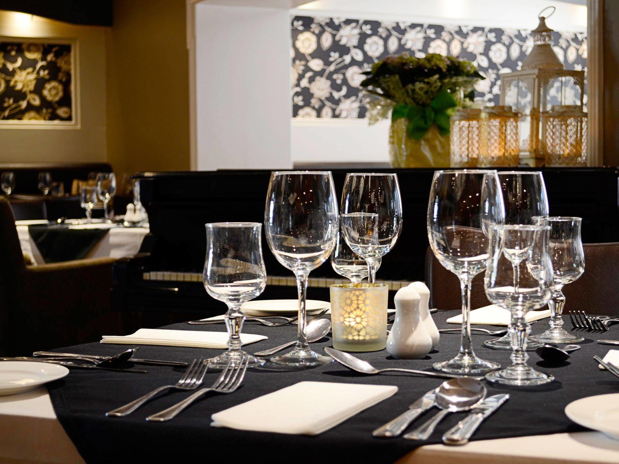 Cill Aodain Court Hotel Kiltimagh Eksteriør billede